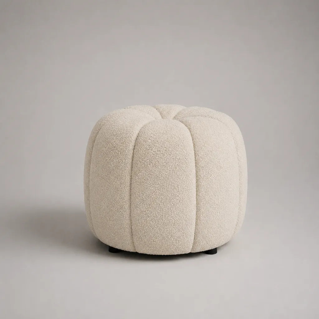 Runder Fußhocker mit Bouclé-Bezug und Polsterung, Cremeweiß, 45 × 45 × 43 cm